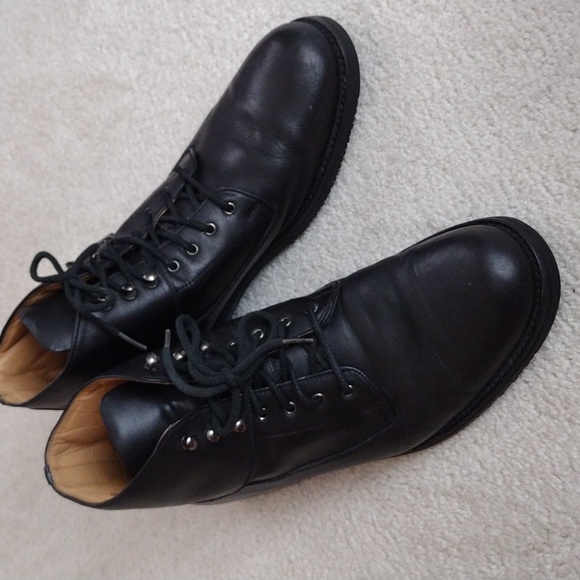 Cole Haan black leather ankle boots. Good condition. Size 12 main image 10